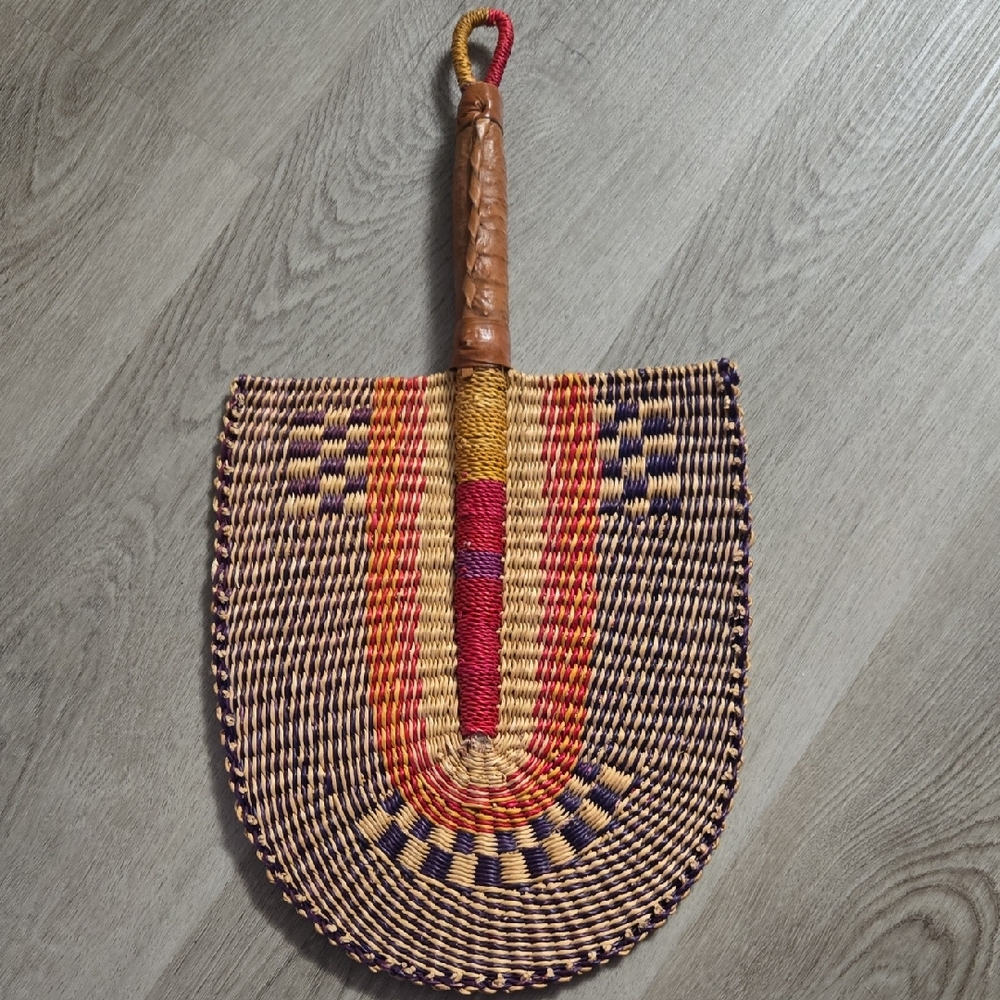 Handwoven Multicolor Straw Fan Bag with Leather Handle